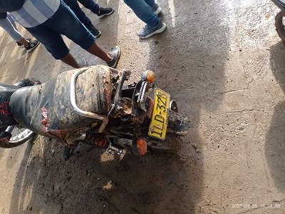Moto encontrada en la piscina municipal