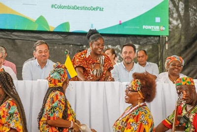 Vicepresidenta Francia Márquez instalando la feria de Sabores, Sonidos y Saberes