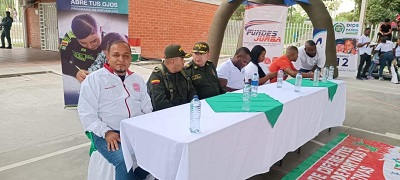 Esta imagen se ha eliminado. Por razones de seguridad, sólo se permiten imágenes de dominio local. Imagen eliminada.