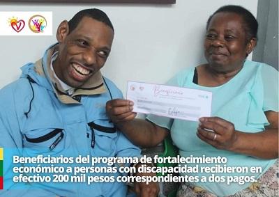 Beneficiarios de incentivo económico para personas con discapacidad en Villa Rica 