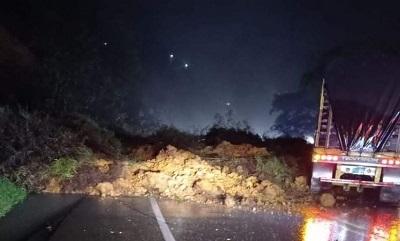 Derrumbe en la Panamericana 