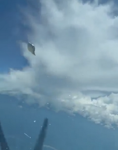 Ovni grabado por Piloto colombiano
