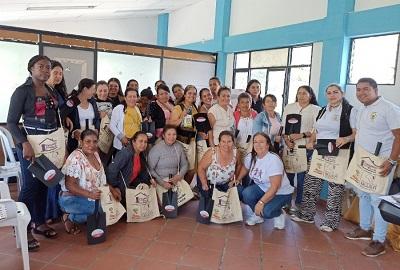 Entrega kits de seguridad alimentaria